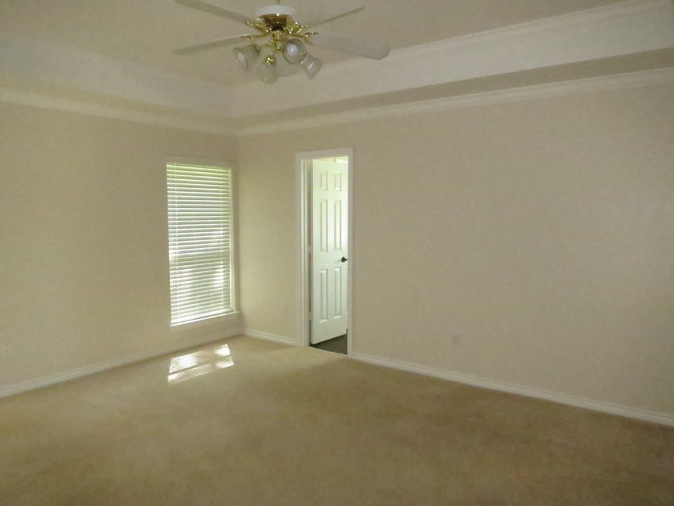 master bedroom.