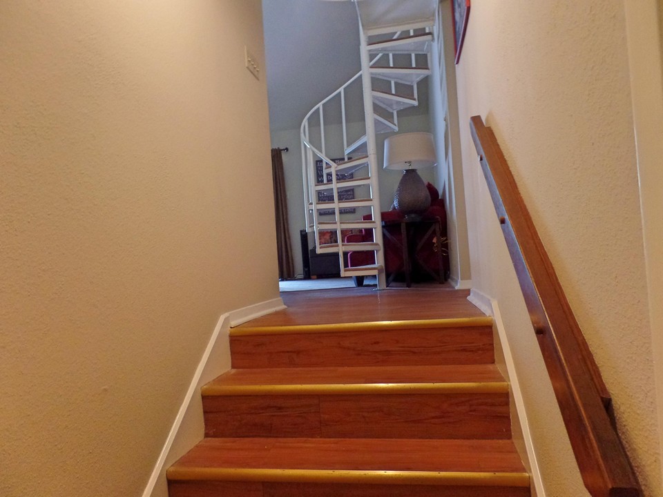 entry to living