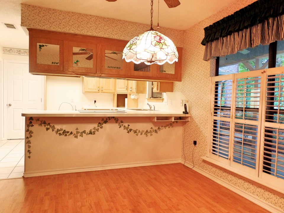 breakfast bar