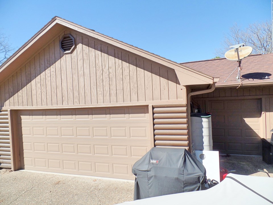2 car garage plus golf cart garage