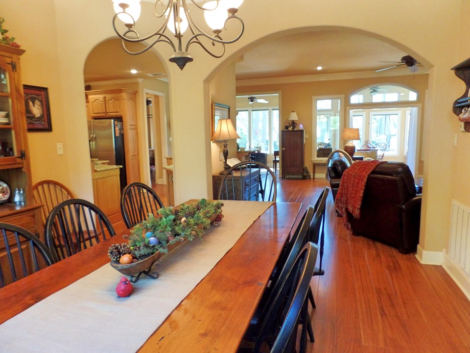 dining open to kitchen and living