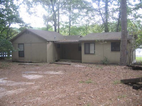 2 bed/2 bath cottage by the lake
