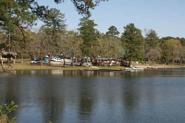 scenic holly lake nearby